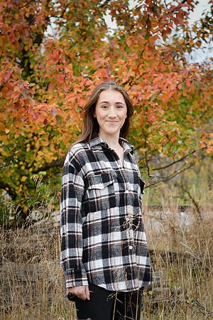 Carmella [MHS Class of 2025] proofs 098