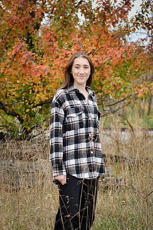 Carmella [MHS Class of 2025] proofs 097