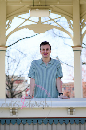 Zachary [MHS Class of 2025] square 20