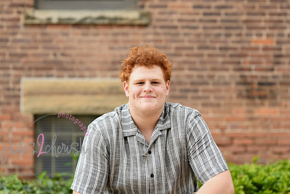 Evan [class of 2024] 070
