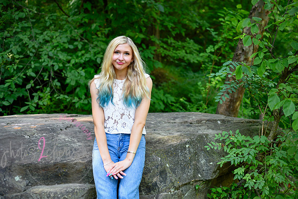 Gwen [MHS Senior] 149