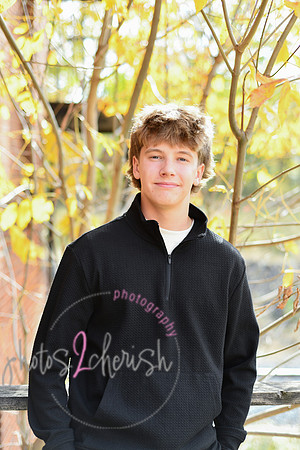2025 MHS Senior [Cameron] 182