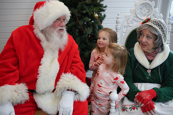 Marleigh Girls Santa 08