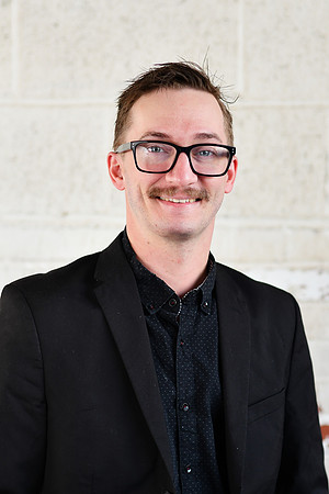 Ron Headshots 01