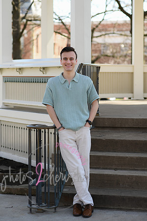 Zachary [MHS Class of 2025] square 01