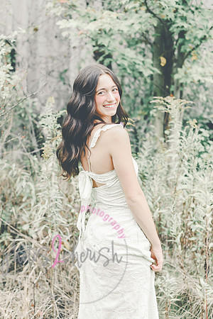 Kate MHS Class of 2025 [peek] 014