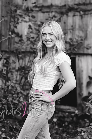 Meghan [class of 2025] peek 03