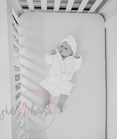 Amelia [newborn] images 152