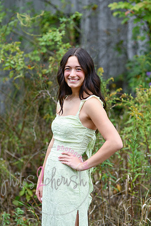 Kate MHS Class of 2025 [peek] 052