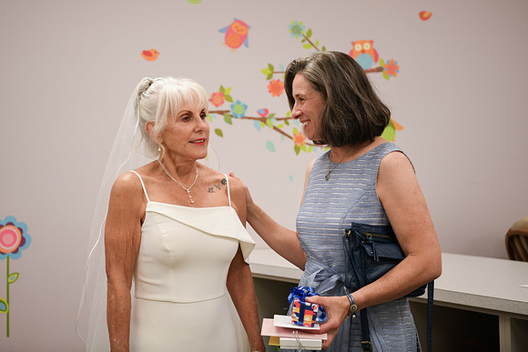Kellie & Jim [getting ready] 110