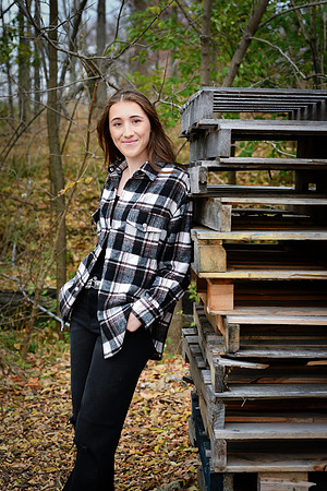 Carmella [MHS Class of 2025] proofs 088