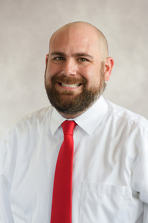 Ed Isabella [headshots] 21