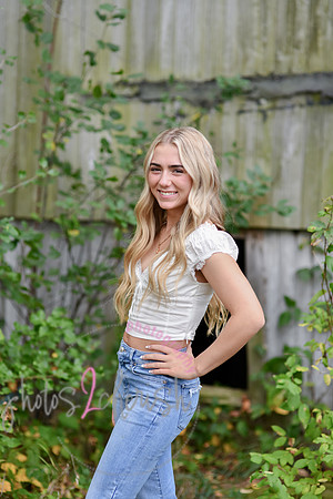 Meghan [class of 2025] peek 04