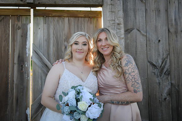 Piper & Eddie [Bride Family] 104