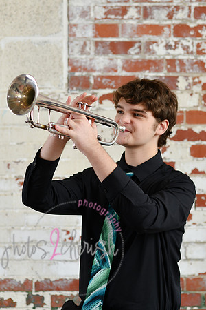 Jacob [MHS class of 2024] 020
