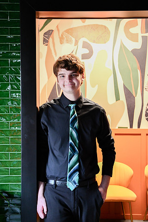 Jacob [MHS class of 2024] 090