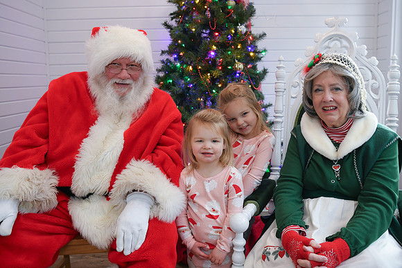 Marleigh Girls Santa 04