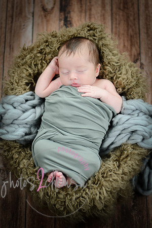 Anthony [newborn] 089