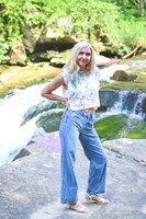 Gwen [MHS Senior] 014
