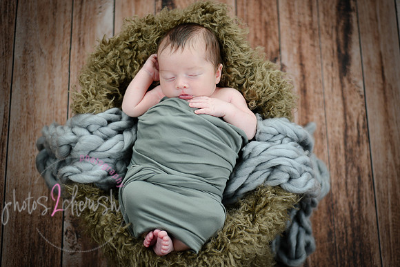 Anthony [newborn] 088