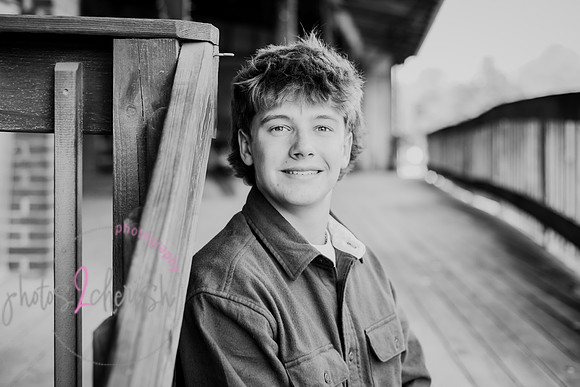 2025 MHS Senior [Cameron] 020