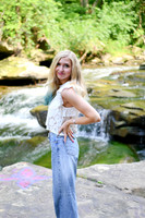 Gwen [MHS Senior] 003