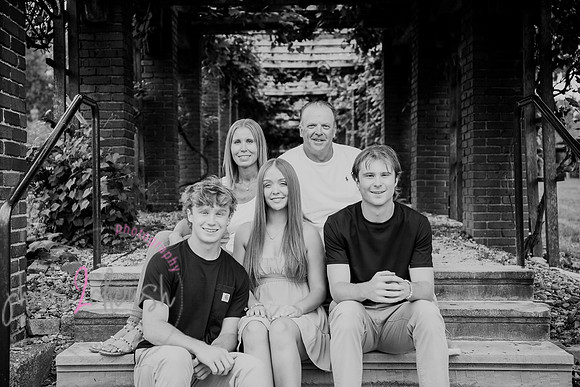 family [peek] 16
