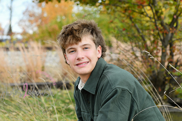 2025 MHS Senior [Cameron] 080
