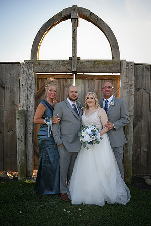 Piper & Eddie [Bride Family] 202