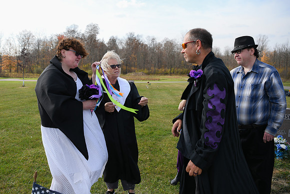 Billie & Dale Vow Renewal 114