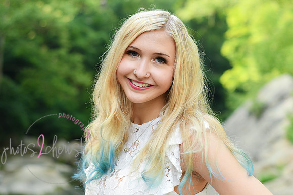 Gwen [MHS Senior] 060