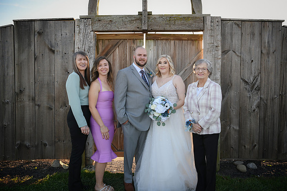 Piper & Eddie [Bride Family] 157