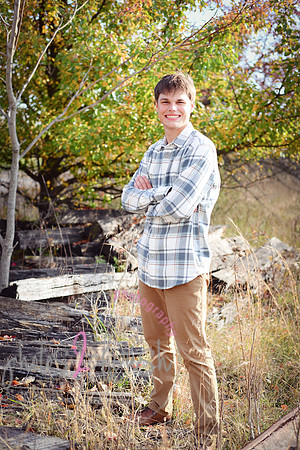 Caden [MHS Class of 2025] peek 17