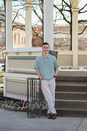 Zachary [MHS Class of 2025] square 02