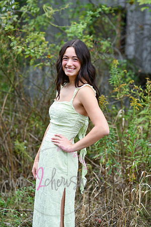 Kate MHS Class of 2025 [peek] 051