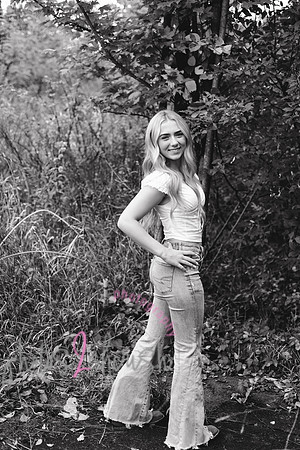 Meghan [class of 2025] peek 12