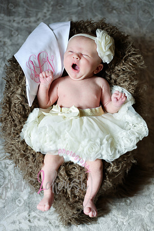 Amelia [newborn] images 091