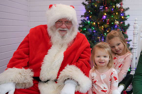 Marleigh Girls Santa 03