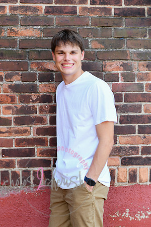 Caden [MHS Class of 2025] peek 31