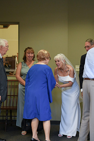 Kellie & Jim [receiving line] 012