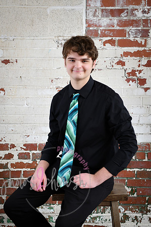Jacob [MHS class of 2024] 004