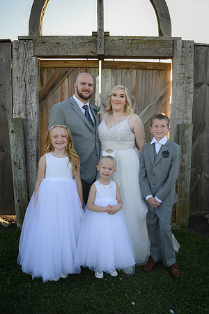 Piper & Eddie [Bride Family] 118