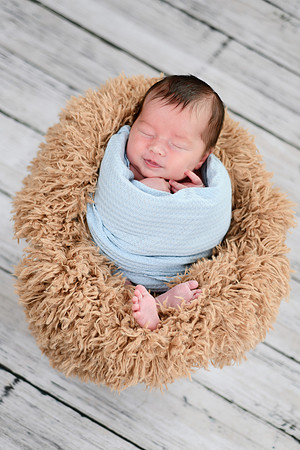 Anthony [newborn] 070