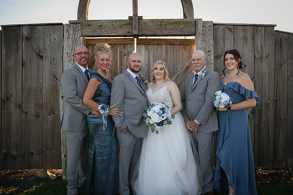 Piper & Eddie [Bride Family] 169