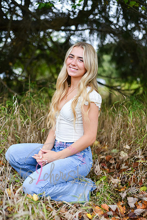 Meghan [class of 2025] peek 28