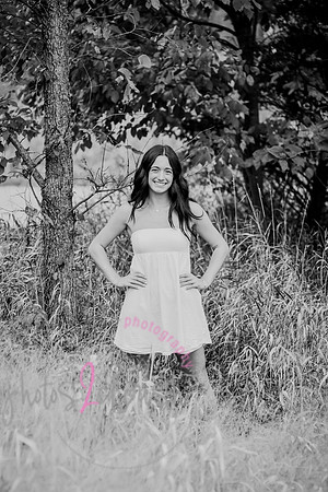 Kate MHS Class of 2025 [peek] 067