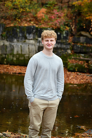 Ben [senior photos] 281
