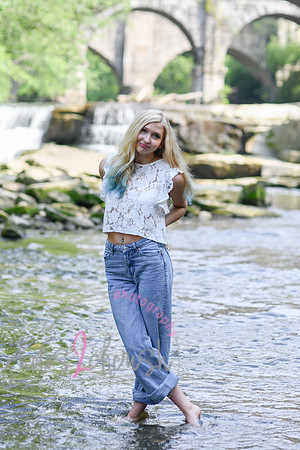 Gwen [MHS Senior] 108