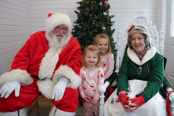 Marleigh Girls Santa 01
