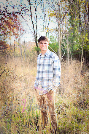 Caden [MHS Class of 2025] peek 13